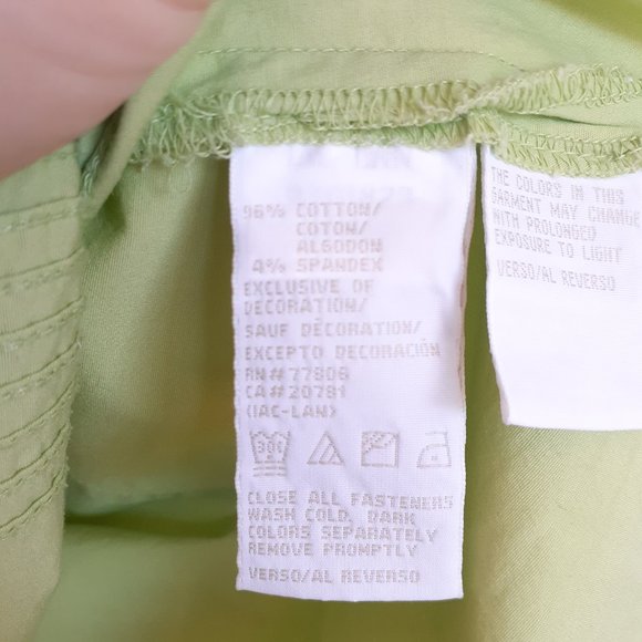 Pale green sleeveless shirt - Picture 3 of 3